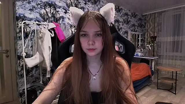 Snapshot of Princess_Mira chatting on July 11, 2026, 6:19 pm Princess Mira online show from July 11, 2026, 6:19 pm