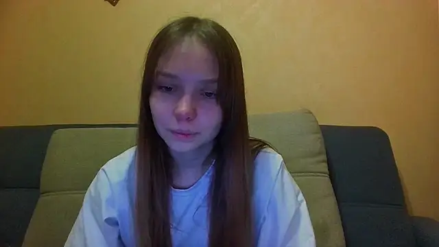 Snapshot of Princess_Mira chatting on April 30, 2026, 5:42 pm Princess Mira online show from April 30, 2026, 5:42 pm