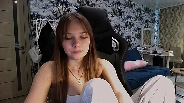 Snapshot of Princess_Mira chatting on July 28, 2026, 11:17 am Princess Mira online show from July 28, 2026, 11:17 am