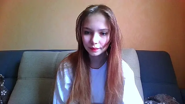 Snapshot of Princess_Mira chatting on May 14, 2026, 8:44 am Princess Mira online show from May 14, 2026, 8:44 am