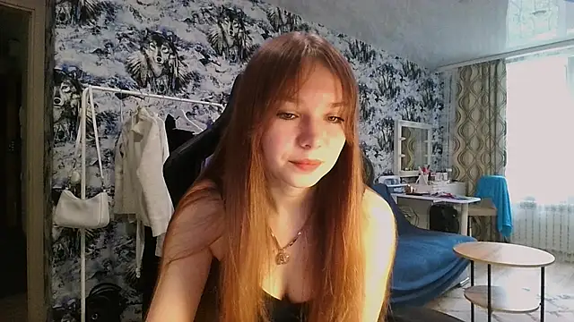 Snapshot of Princess_Mira chatting on June 27, 2026, 12:33 pm Princess Mira online show from June 27, 2026, 12:33 pm