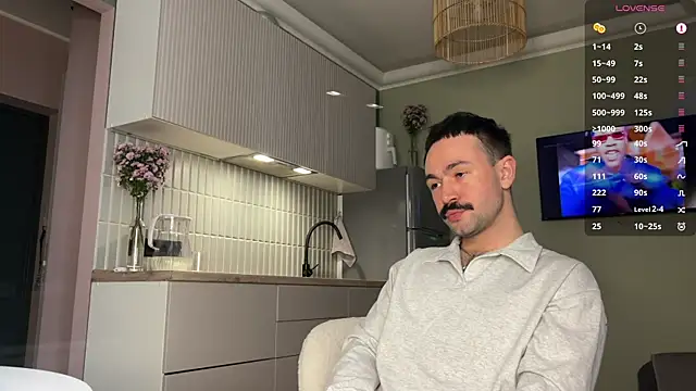 enenenu online show from April 18, 2026, 4:59 am