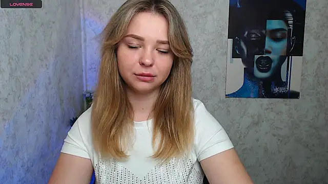 NicoleAura online show from May 28, 2026, 8:22 am