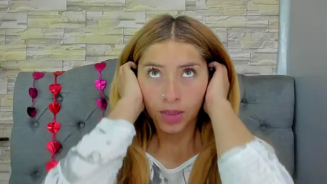 Snapshot of nancy_blonde chatting on May 7, 2026, 3:44 am nancy blonde online show from May 7, 2026, 3:44 am