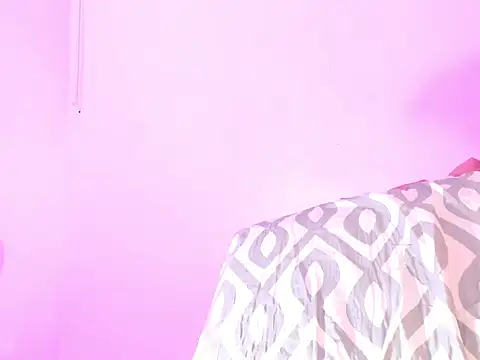 Snapshot of daniela-hot01 chatting on May 17, 2026, 6:52 pm daniela-hot01 online show from May 17, 2026, 6:52 pm