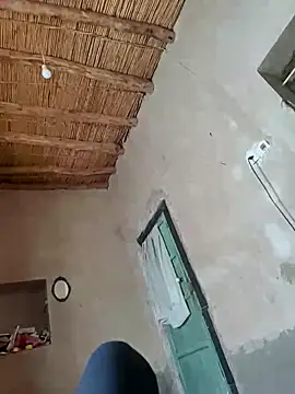 Sahraoui195 online show from April 18, 2026, 12:51 pm