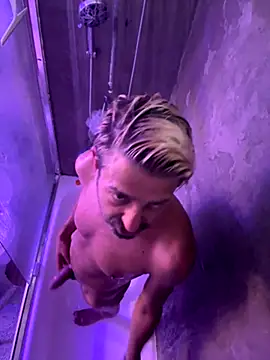 Snapshot of maxbandit chatting on September 25, 2025, 12:38 am maxbandit online show from September 25, 2025, 12:38 am