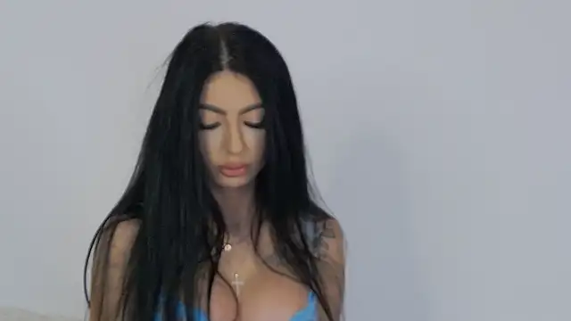 Snapshot of MadisonDesire chatting on May 24, 2026, 10:04 am MadisonDesire online show from May 24, 2026, 10:04 am