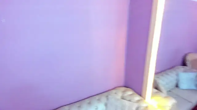 Snapshot of vailoetharris chatting on June 22, 2026, 11:51 am vailoetharris online show from June 22, 2026, 11:51 am