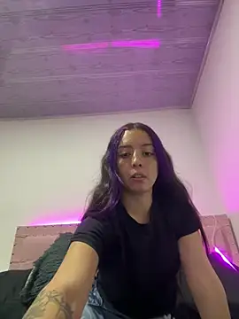 Snapshot of sadashi_moon_ofice chatting on July 21, 2026, 5:47 pm sadashi moon ofice online show from July 21, 2026, 5:47 pm
