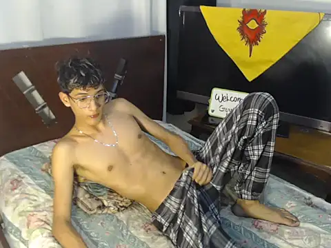 Snapshot of alan048idk chatting on May 9, 2026, 3:48 pm alan048idk online show from May 9, 2026, 3:48 pm
