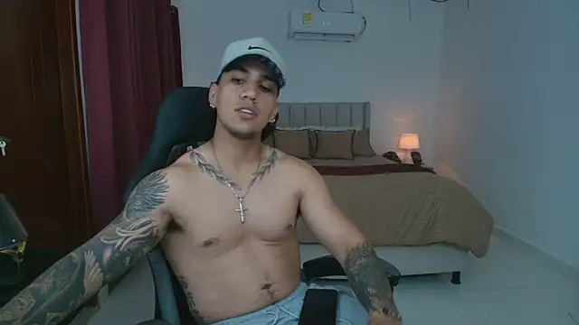 Mrbig maximo online show from June 18, 2026, 4:22 am