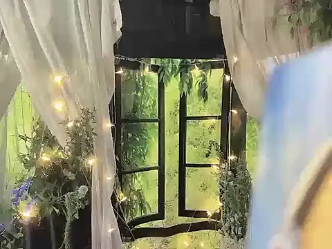 xiaoshui-001 online show from April 24, 2026, 5:53 am