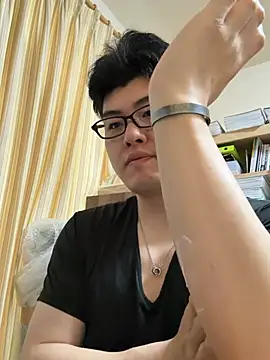 Snapshot of shun_201 chatting on May 2, 2026, 9:09 pm shun 201 online show from May 2, 2026, 9:09 pm