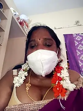 Snapshot of swetha10 chatting on July 14, 2026, 9:03 am swetha10 online show from July 14, 2026, 9:03 am