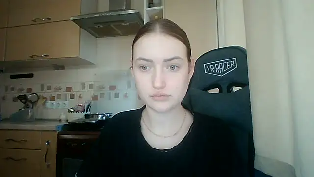 Snapshot of Lisanta chatting on June 9, 2026, 2:18 pm Lisanta online show from June 9, 2026, 2:18 pm