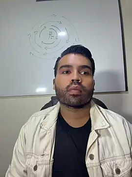 Snapshot of LucaLaurent chatting on April 23, 2026, 3:13 am LucaLaurent online show from April 23, 2026, 3:13 am