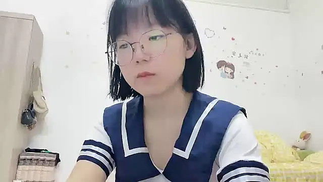 Snapshot of Belle-LL chatting on May 30, 2026, 3:50 pm Belle-LL online show from May 30, 2026, 3:50 pm