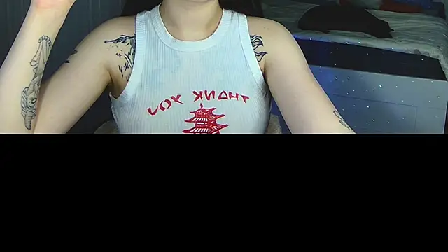 Snapshot of socutesasha chatting on May 4, 2026, 2:26 am socutesasha online show from May 4, 2026, 2:26 am