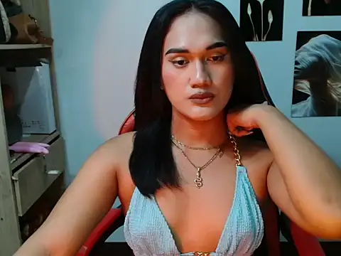 YourHot Nica online show from April 29, 2026, 3:38 pm