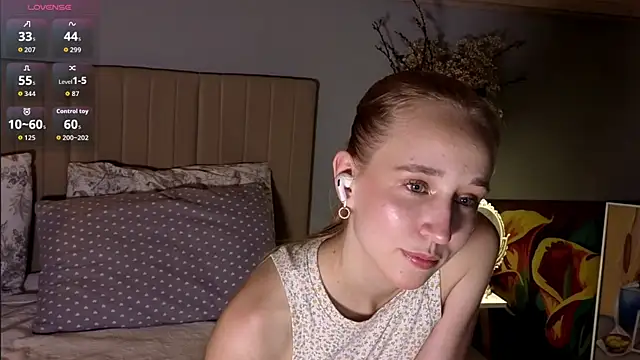 Snapshot of oliviakiiss chatting on July 7, 2026, 4:54 pm oliviakiiss online show from July 7, 2026, 4:54 pm