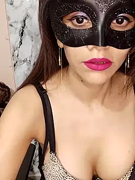 lovelyrosewifey online show from June 19, 2026, 6:30 am