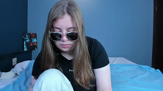 Boobsy girl online show from July 1, 2026, 11:43 am