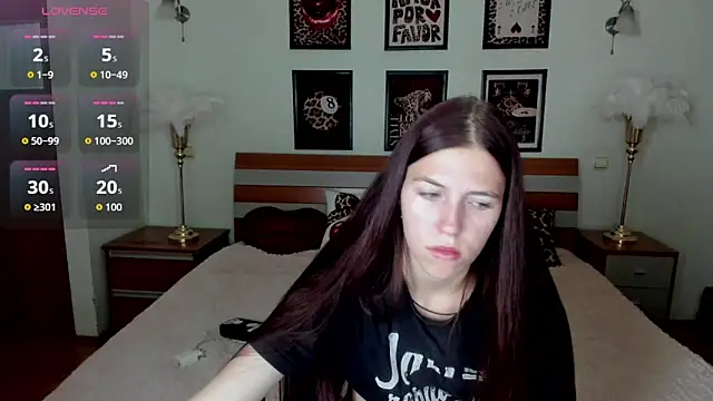 MaryRapunzel online show from June 22, 2026, 7:11 pm