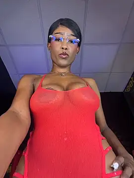 Snapshot of CocoaLuxeXXX chatting on May 21, 2026, 1:30 pm CocoaLuxeXXX online show from May 21, 2026, 1:30 pm