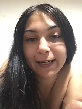 Snapshot of amira1348 chatting on July 19, 2026, 6:33 am amira1348 online show from July 19, 2026, 6:33 am