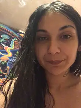 Snapshot of amira1348 chatting on June 18, 2026, 8:25 pm amira1348 online show from June 18, 2026, 8:25 pm