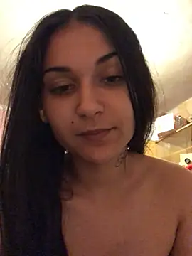 Snapshot of amira1348 chatting on June 14, 2026, 8:43 pm amira1348 online show from June 14, 2026, 8:43 pm