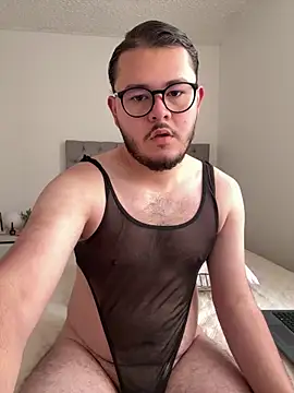 Snapshot of SubBoy_bear chatting on May 31, 2026, 12:44 pm SubBoy bear online show from May 31, 2026, 12:44 pm
