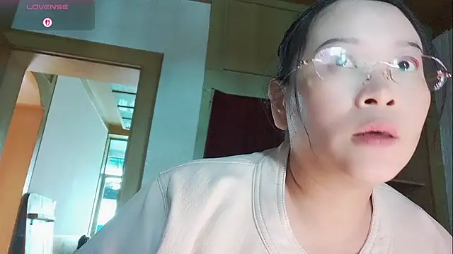 Snapshot of lymm78 chatting on May 1, 2026, 4:17 am lymm78 online show from May 1, 2026, 4:17 am