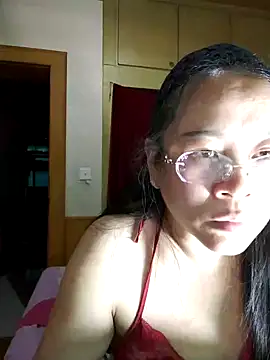 Snapshot of lymm78 chatting on May 26, 2026, 12:14 pm lymm78 online show from May 26, 2026, 12:14 pm