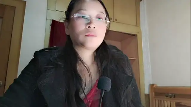 Snapshot of lymm78 chatting on May 3, 2026, 1:36 pm lymm78 online show from May 3, 2026, 1:36 pm