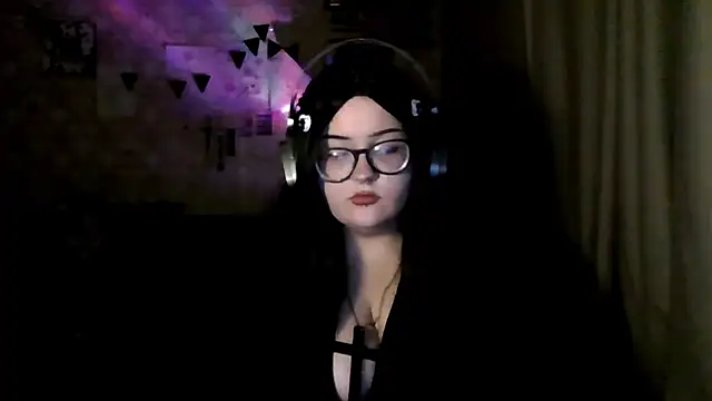 Moon Fairy2 online show from April 23, 2026, 5:58 pm