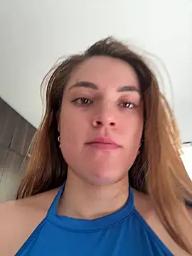 Snapshot of _EmmaDavis_ chatting on June 17, 2026, 9:14 pm EmmaDavis online show from June 17, 2026, 9:14 pm