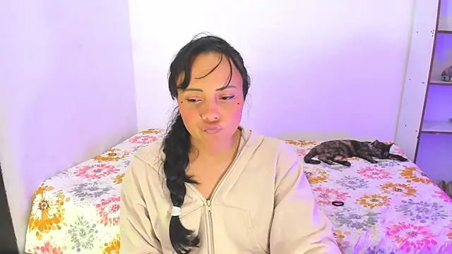 Snapshot of _eilish_ chatting on July 12, 2026, 7:58 pm eilish online show from July 12, 2026, 7:58 pm