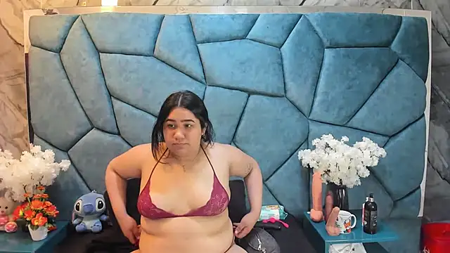 Snapshot of Rachel_Swetty2 chatting on June 17, 2026, 2:27 pm Rachel Swetty2 online show from June 17, 2026, 2:27 pm