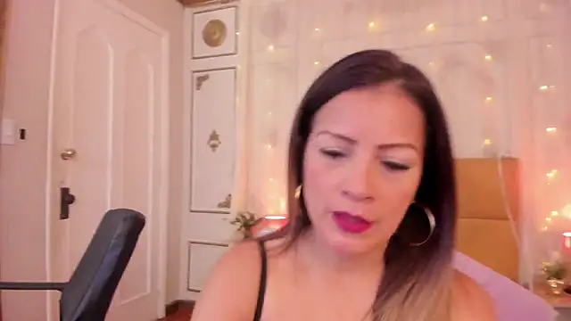 cris milk online show from July 17, 2026, 7:33 pm