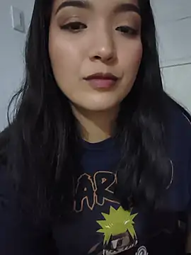Snapshot of Thanilopera chatting on June 26, 2026, 4:29 am Thanilopera online show from June 26, 2026, 4:29 am