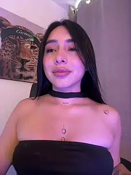 Snapshot of IsabellaNoir_ chatting on May 27, 2026, 8:16 pm IsabellaNoir online show from May 27, 2026, 8:16 pm