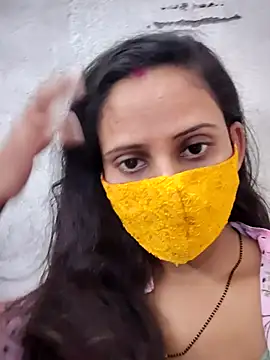 Snapshot of Cutie_Neetu chatting on May 11, 2026, 9:10 am Cutie Neetu online show from May 11, 2026, 9:10 am