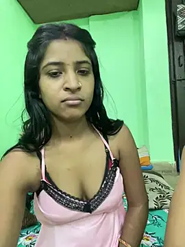 Snapshot of hot-couple-0 chatting on May 31, 2026, 6:09 pm hot-couple-0 online show from May 31, 2026, 6:09 pm