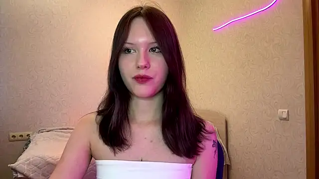 Snapshot of HoneyBlink chatting on May 13, 2026, 2:13 pm HoneyBlink online show from May 13, 2026, 2:13 pm