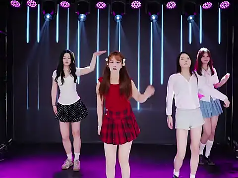 YC-888 online show from April 24, 2026, 8:05 am