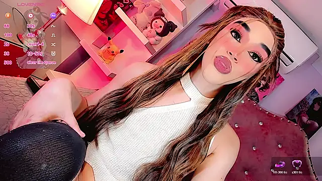 Snapshot of Camila_Vasquezz1 chatting on May 15, 2026, 4:43 am Camila Vasquezz1 online show from May 15, 2026, 4:43 am