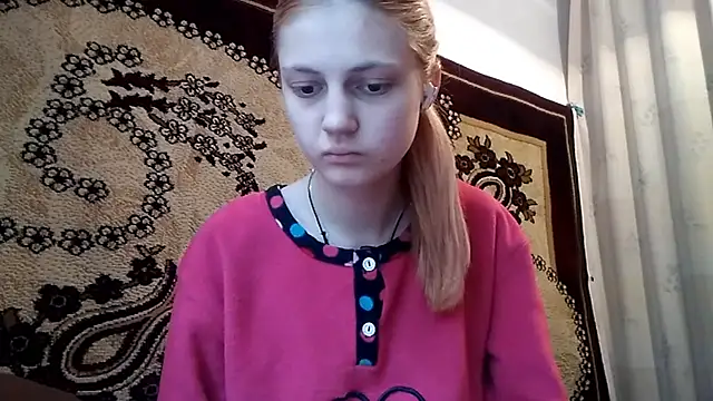 Snapshot of LunaLaday chatting on May 22, 2026, 3:15 am LunaLaday online show from May 22, 2026, 3:15 am