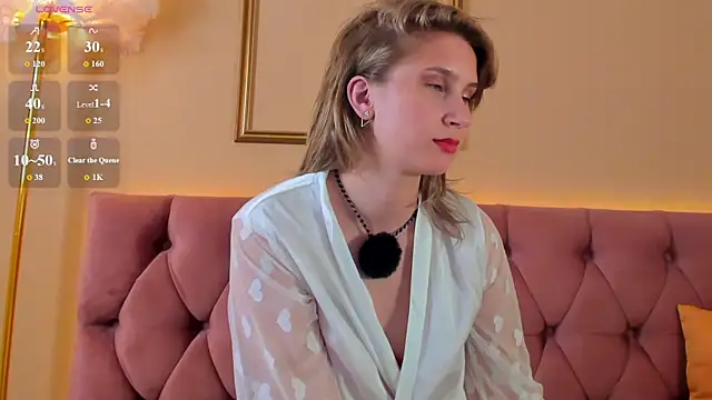 Lilianadaniels online show from July 7, 2026, 7:23 am